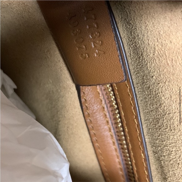 Gucci Chain Hobo GG Coated Canvas - Picture 13 of 16